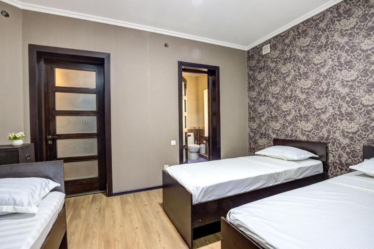 Opera Bed&Breakfast Bișkek Exterior foto